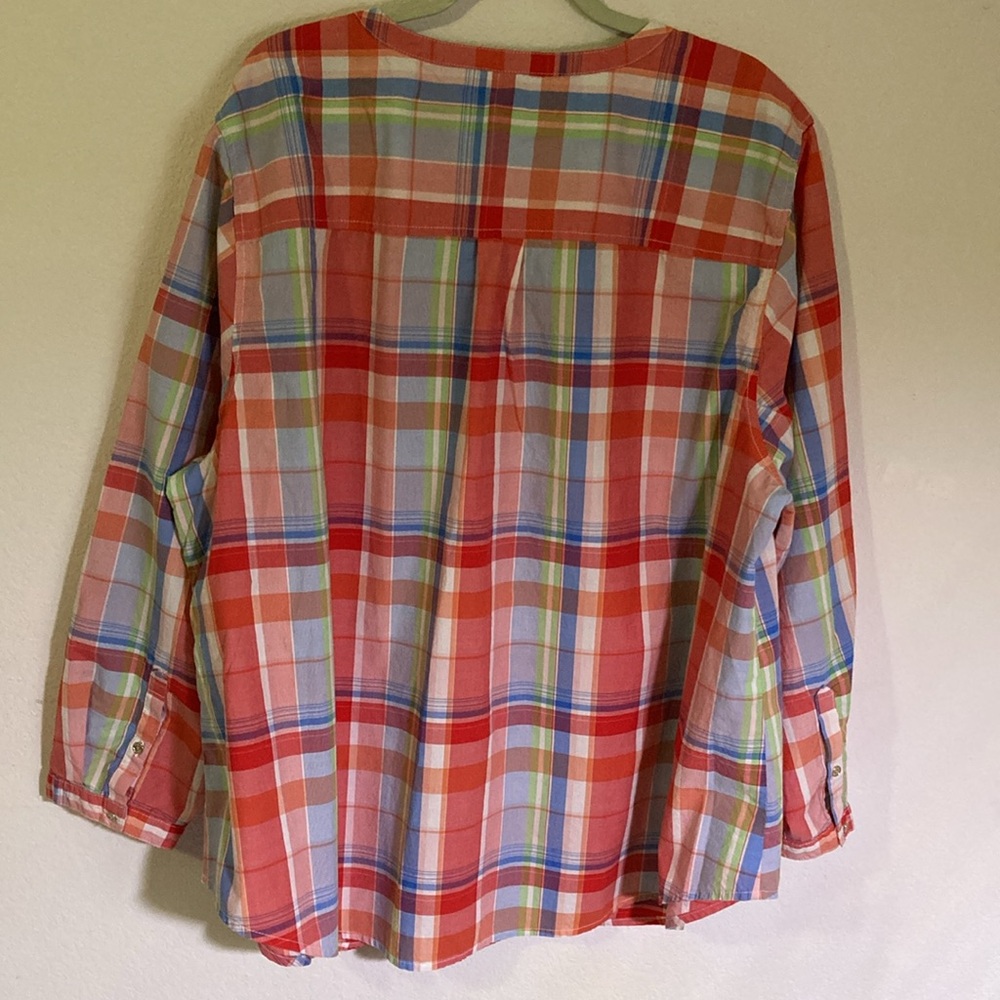 Tommy Hilfiger Size 1X colorful Plaid Long sleeves V neck shirt Made in India - Picture 4 of 12